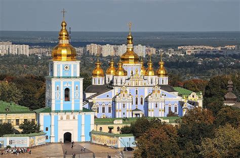 การก่อตั้ง Tuapse Monastery ในปี 1180: แหล่งกำเนิดศาสนาและความรู้ในยุโรปกลาง